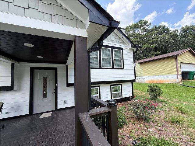 2103 Singer Way, Lithonia, GA 30058