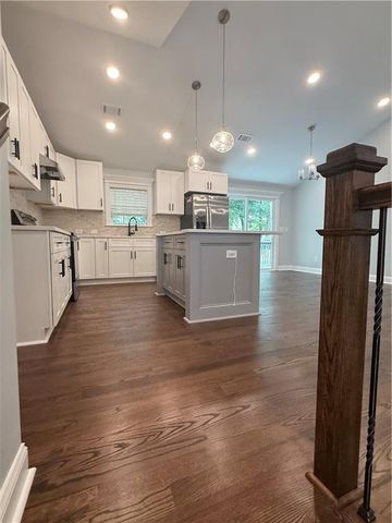 2103 Singer Way, Lithonia, GA 30058