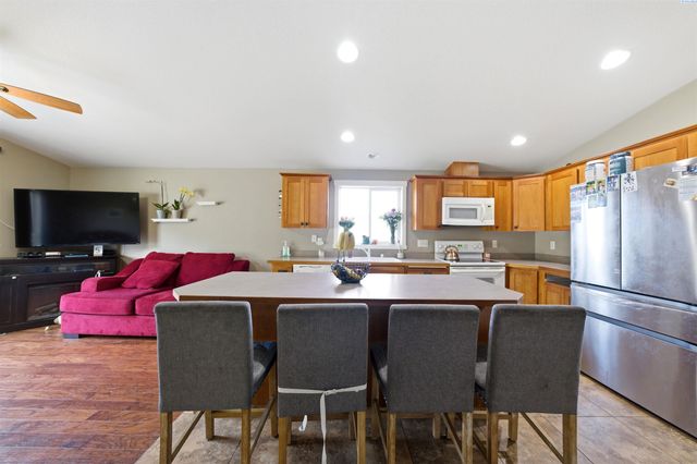 4614 Tamworth Ln, Pasco, WA 99301