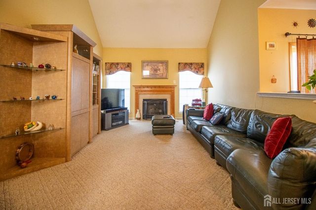 10 Sequoia Drive, South Brunswick, NJ 08810