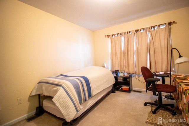 10 Sequoia Drive, South Brunswick, NJ 08810