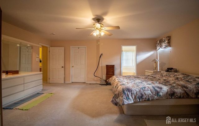 10 Sequoia Drive, South Brunswick, NJ 08810