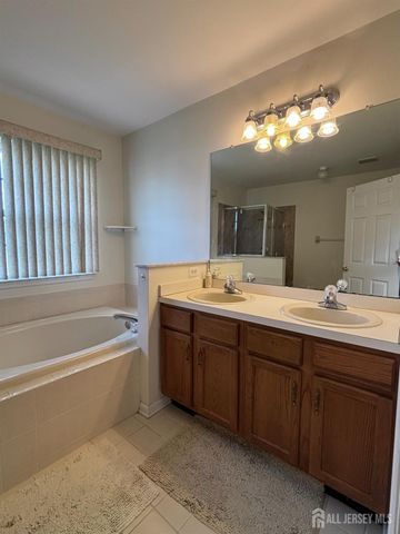 10 Sequoia Drive, South Brunswick, NJ 08810