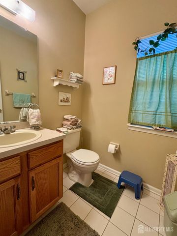 10 Sequoia Drive, South Brunswick, NJ 08810