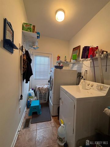 10 Sequoia Drive, South Brunswick, NJ 08810