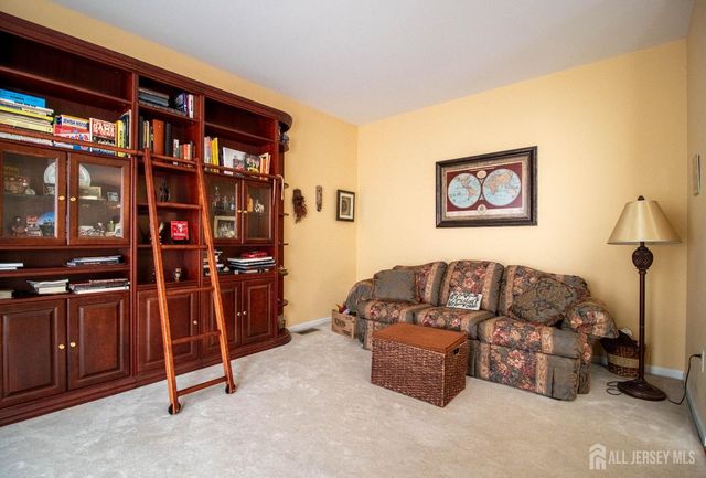 10 Sequoia Drive, South Brunswick, NJ 08810