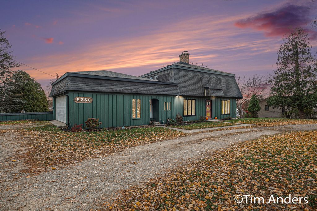 5250 Ivanrest Avenue Sw, City Of Wyoming, MI 49418