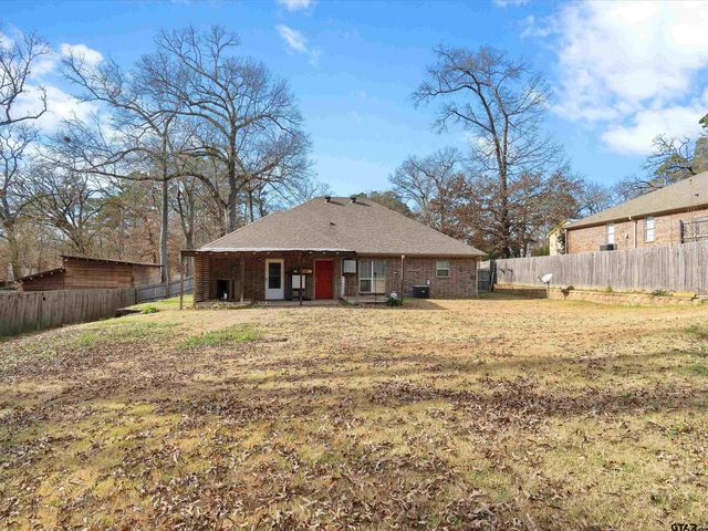 1703 Azalea St, Gilmer, TX 75644