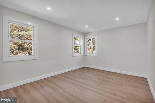 3 N VALLEY AVE, Vineland, NJ 08360