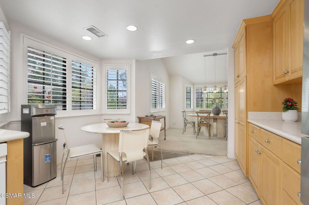Image 12 of property listing at 2944 Shadow Brook Lane, Westlake Village, CA 91361