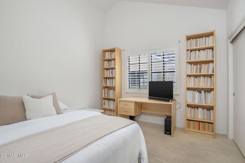 Image 16 of property listing at 2944 Shadow Brook Lane, Westlake Village, CA 91361