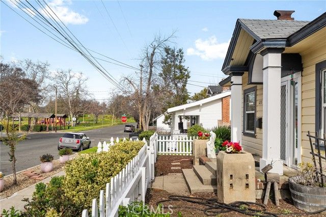 1233 1st, Oroville, CA 95965