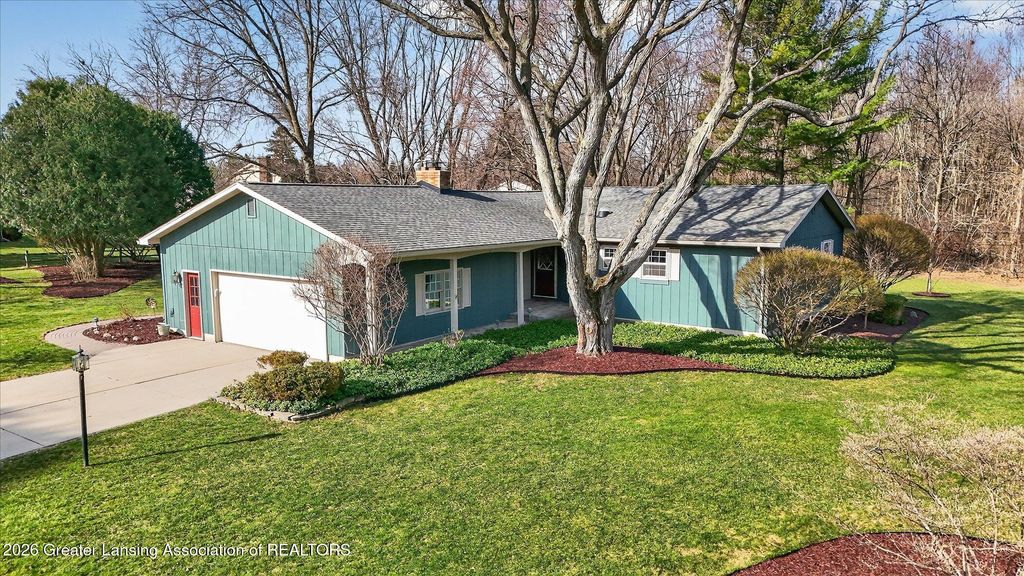 2939 Margate Lane, East Lansing, MI 48823