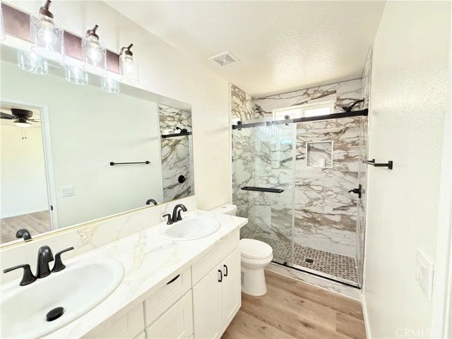 15807 Sitting Bull, Victorville, CA 92395