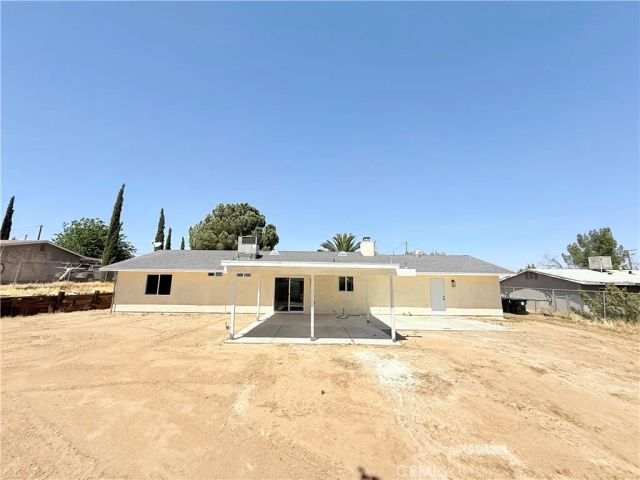 15807 Sitting Bull, Victorville, CA 92395