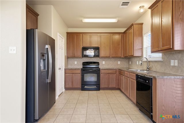 6706 Golden Oak Lane, Killeen, TX 76542