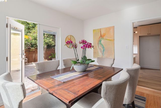 7465 Curry Ave, El Cerrito, CA 94530