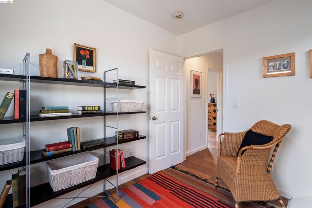 7465 Curry Ave, El Cerrito, CA 94530