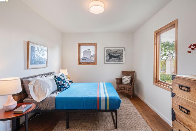 7465 Curry Ave, El Cerrito, CA 94530