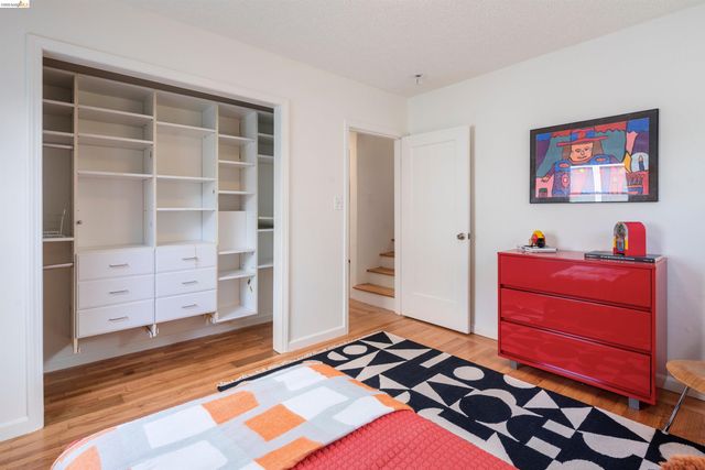 7465 Curry Ave, El Cerrito, CA 94530
