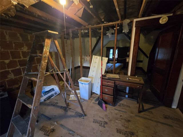 1026 NEWTON Avenue, Erie, PA 16511