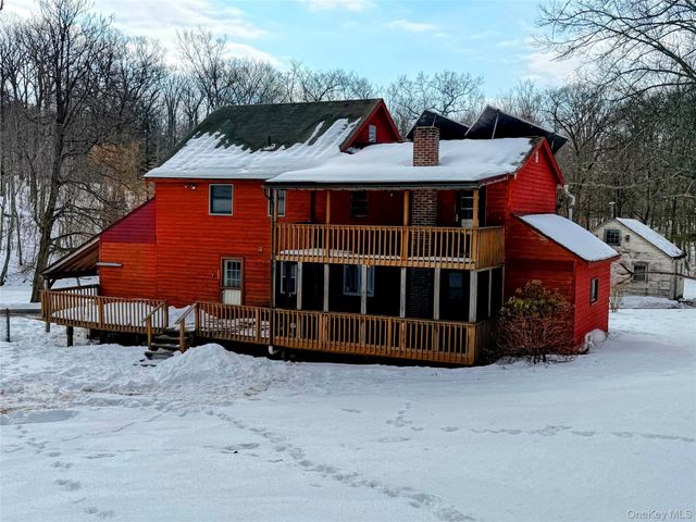 444 Hoagerburgh Road, Wallkill, NY 12566