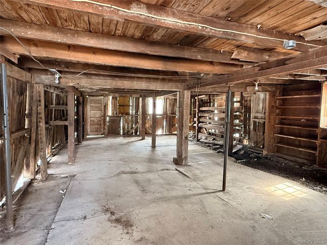 444 Hoagerburgh Road, Wallkill, NY 12566