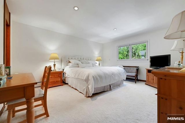 351 Rivervale Avenue, Norwood, NJ 07648