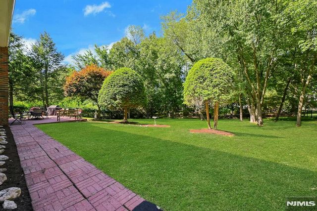 351 Rivervale Avenue, Norwood, NJ 07648