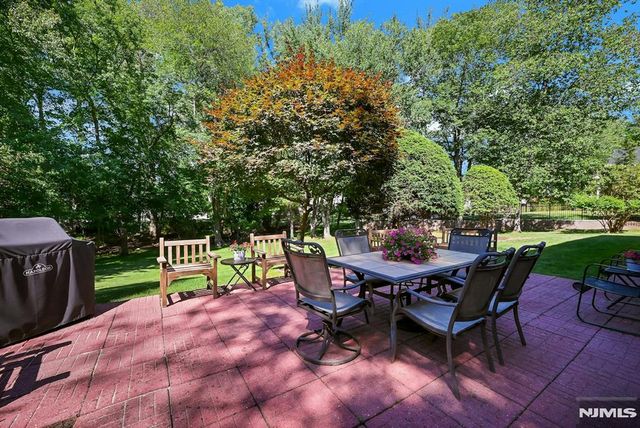 351 Rivervale Avenue, Norwood, NJ 07648
