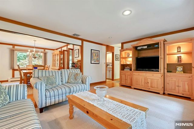 351 Rivervale Avenue, Norwood, NJ 07648