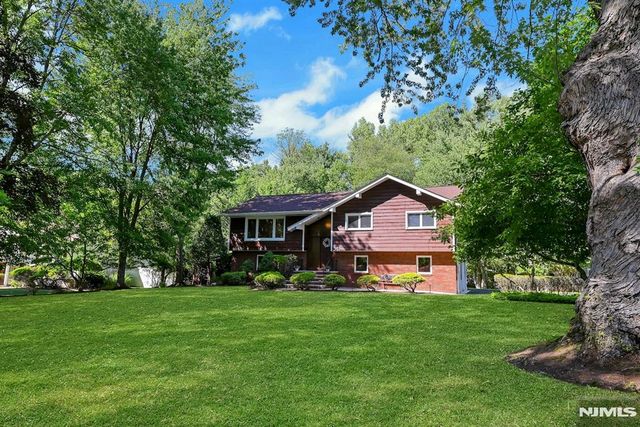 351 Rivervale Avenue, Norwood, NJ 07648