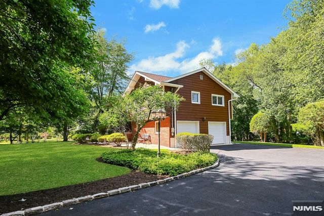 351 Rivervale Avenue, Norwood, NJ 07648