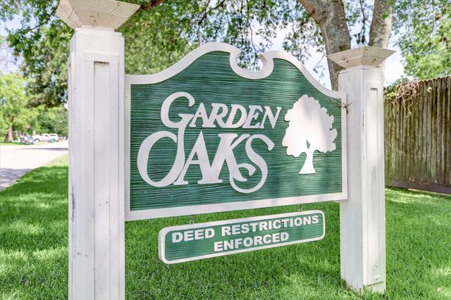 935 Gardenia Drive, Houston, TX 77018