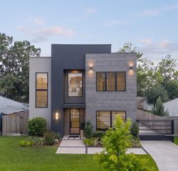 935 Gardenia Drive, Houston, TX 77018