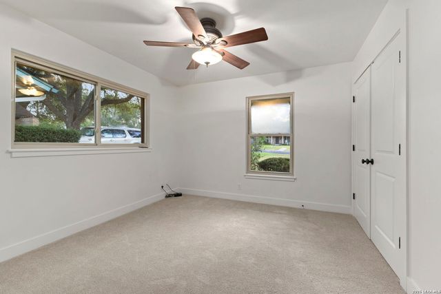 121 Kenwood Ave, Boerne, TX 78006
