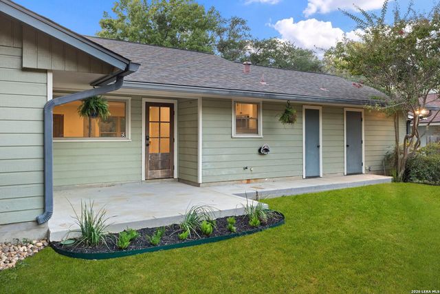 121 Kenwood Ave, Boerne, TX 78006