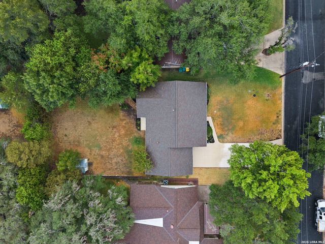 121 Kenwood Ave, Boerne, TX 78006