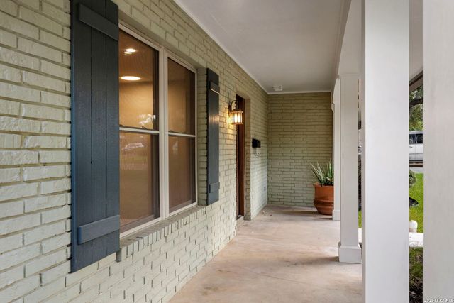 121 Kenwood Ave, Boerne, TX 78006
