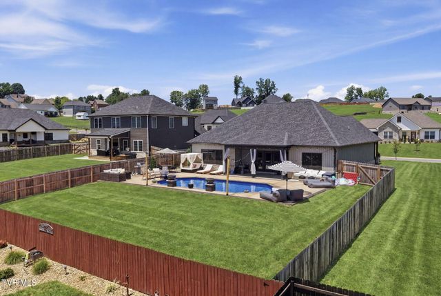 2020 Presley Crossing, Jonesborough, TN 37659