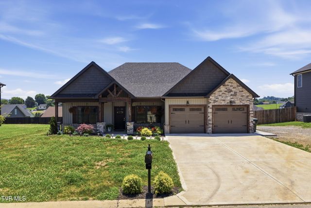 2020 Presley Crossing, Jonesborough, TN 37659