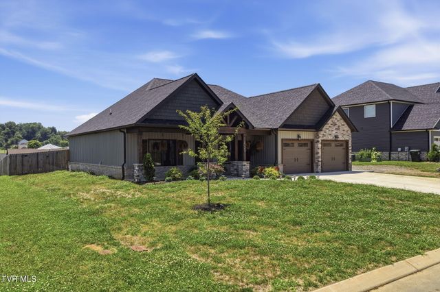 2020 Presley Crossing, Jonesborough, TN 37659