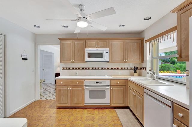 1141 Pine Point Road, West Palm Beach, FL 33404