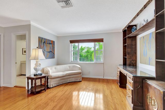 1141 Pine Point Road, West Palm Beach, FL 33404