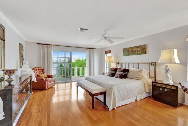 1141 Pine Point Road, West Palm Beach, FL 33404