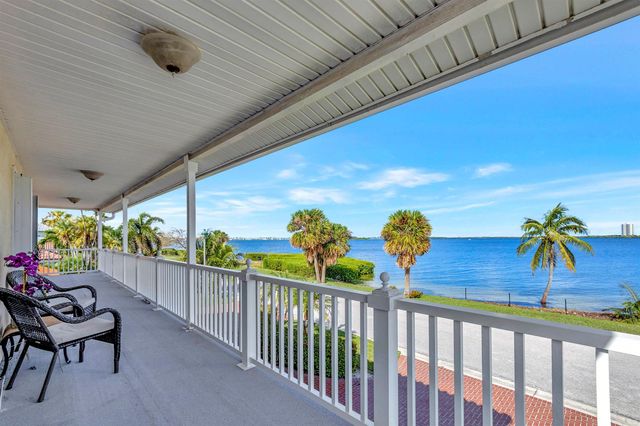 1141 Pine Point Road, West Palm Beach, FL 33404