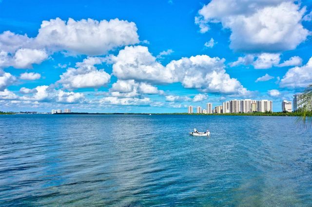 1141 Pine Point Road, West Palm Beach, FL 33404