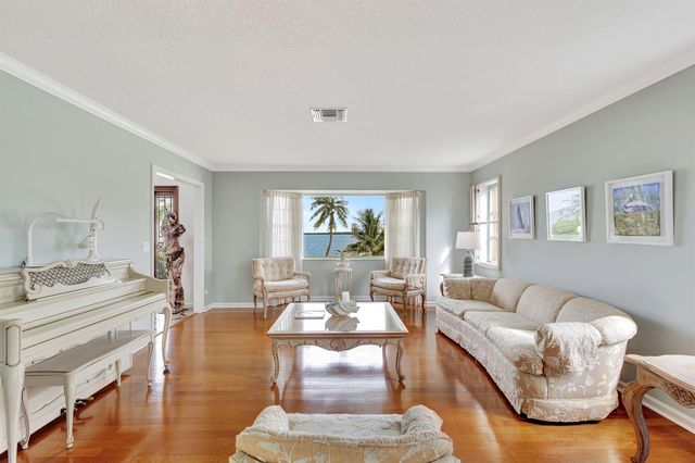 1141 Pine Point Road, West Palm Beach, FL 33404