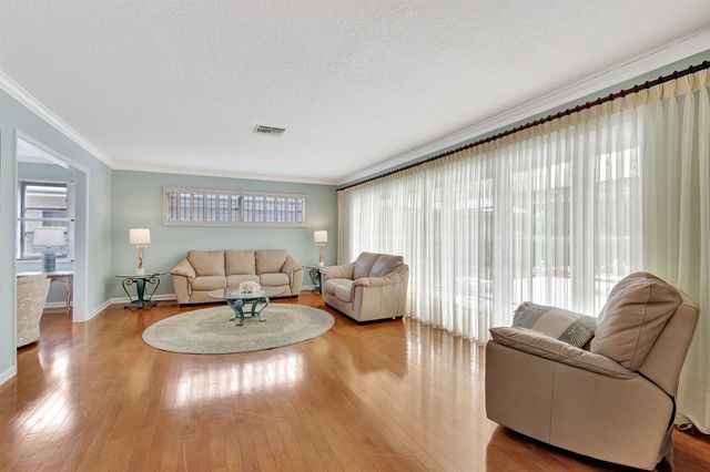 1141 Pine Point Road, West Palm Beach, FL 33404