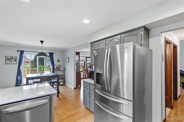 26525 Mapleridge Drive, New Baltimore, MI 48051